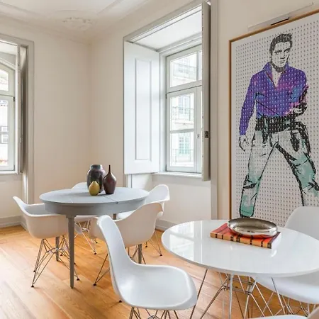 Plum Guide - The Elvis Apartment Lisbon